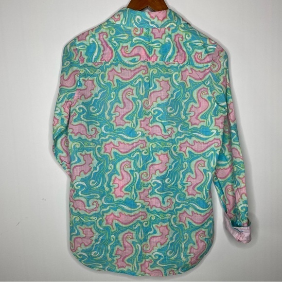 Lilly Pulitzer Resort Fit Seahorse Button Down Top Xsmall - Picture 2 of 6